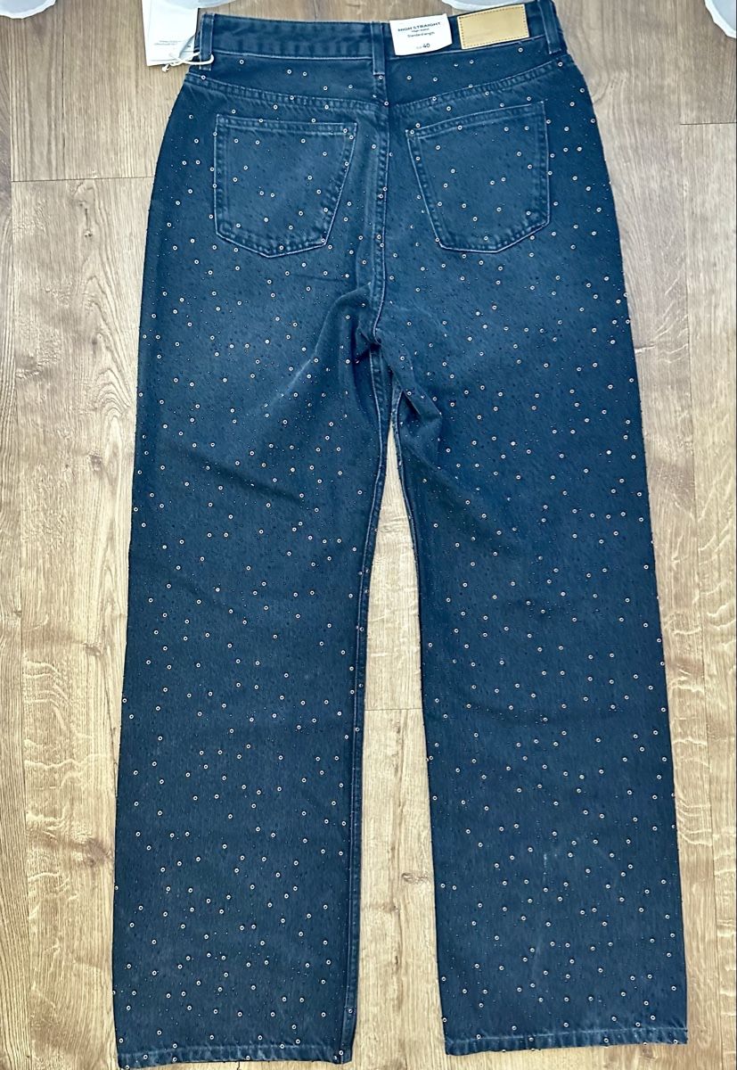 C&A Jeans: Straight Jeans mit Strasssteinen Neu – Neu (gemäss Beschreibung) aus Visp von inf_7cg2 2