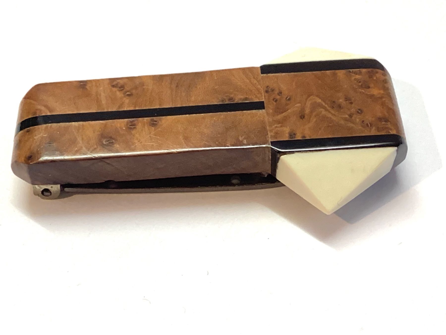Spille & Fermagli: Art-Deco Clip-Brosche, Bakelit, Thujaholz, Designerstück – Usato da Eglisau venduto da mar_5rn2 2
