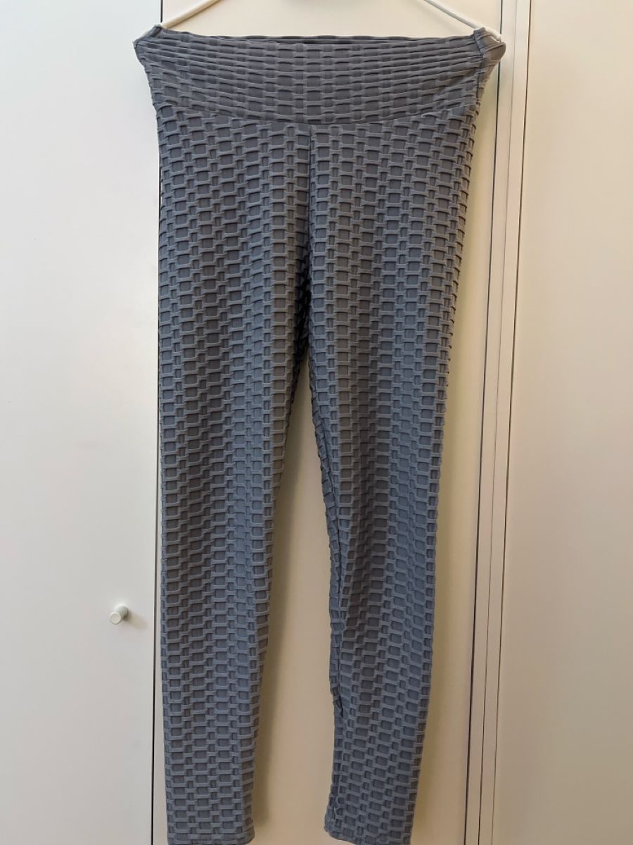 Leggings: 2 Leggings Push Up, taille S/M, blanc et gris – Usato da Renens VD venduto da sar_bwz5 3
