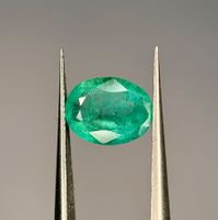 Ab 1 Fr. - 1.54 ct Smaragd mit Zertifikat