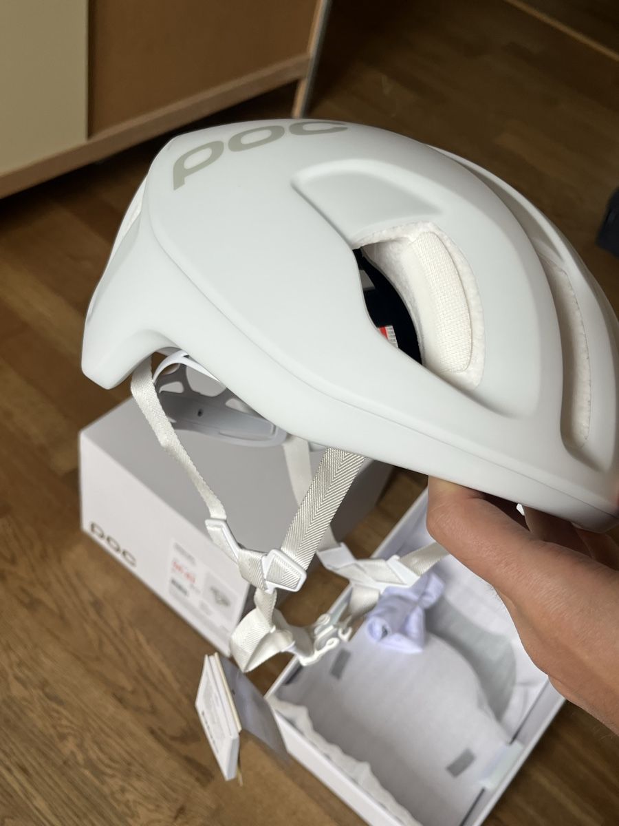 Poc Caschi: POC VENTRAL MIPS HELMET - HYDROGEN WHITE – Nuovo e nell'imballaggio originale da Basel venduto da lad_l6mr 1