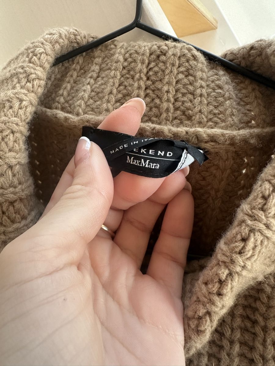 Max Mara Gilet & Giacche senza maniche: Max Mara Sleeveless Roll Neck Sweater Vest – Nuovo (secondo la descrizione) da Zürich venduto da Isabella123 1