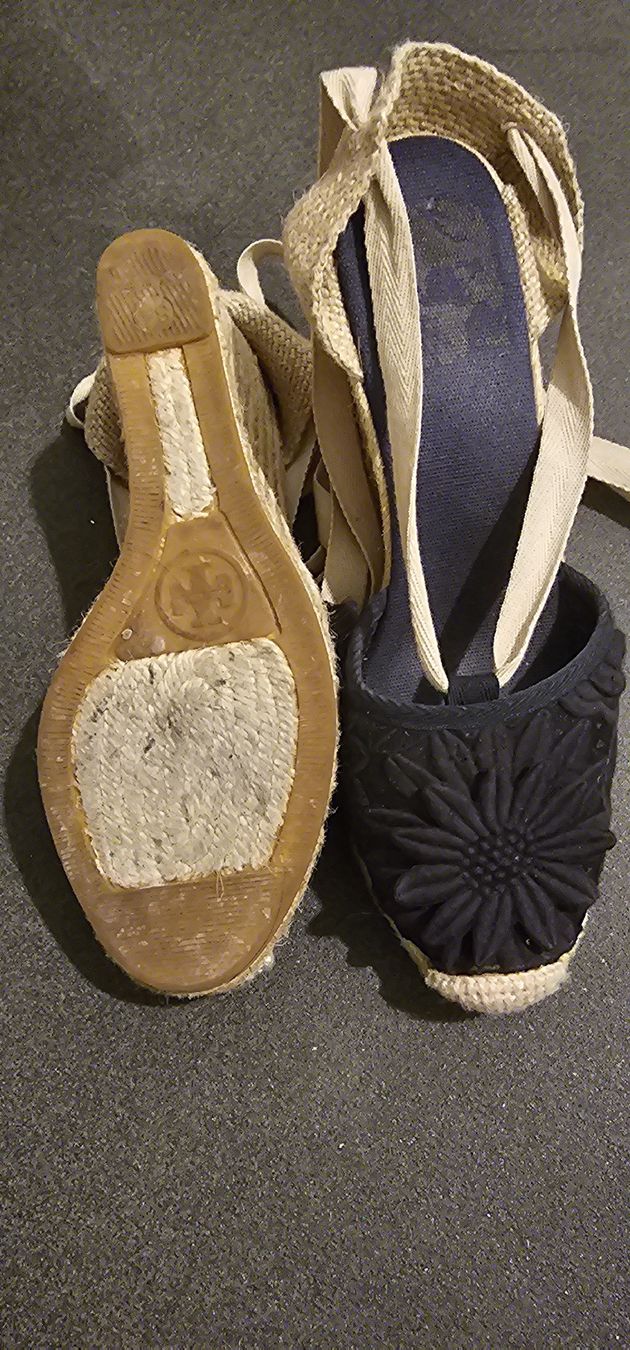 Damenschuhe: Tory Burch Wedge  – Gebraucht aus La Tour-de-Peilz von mcp_w7rw 1