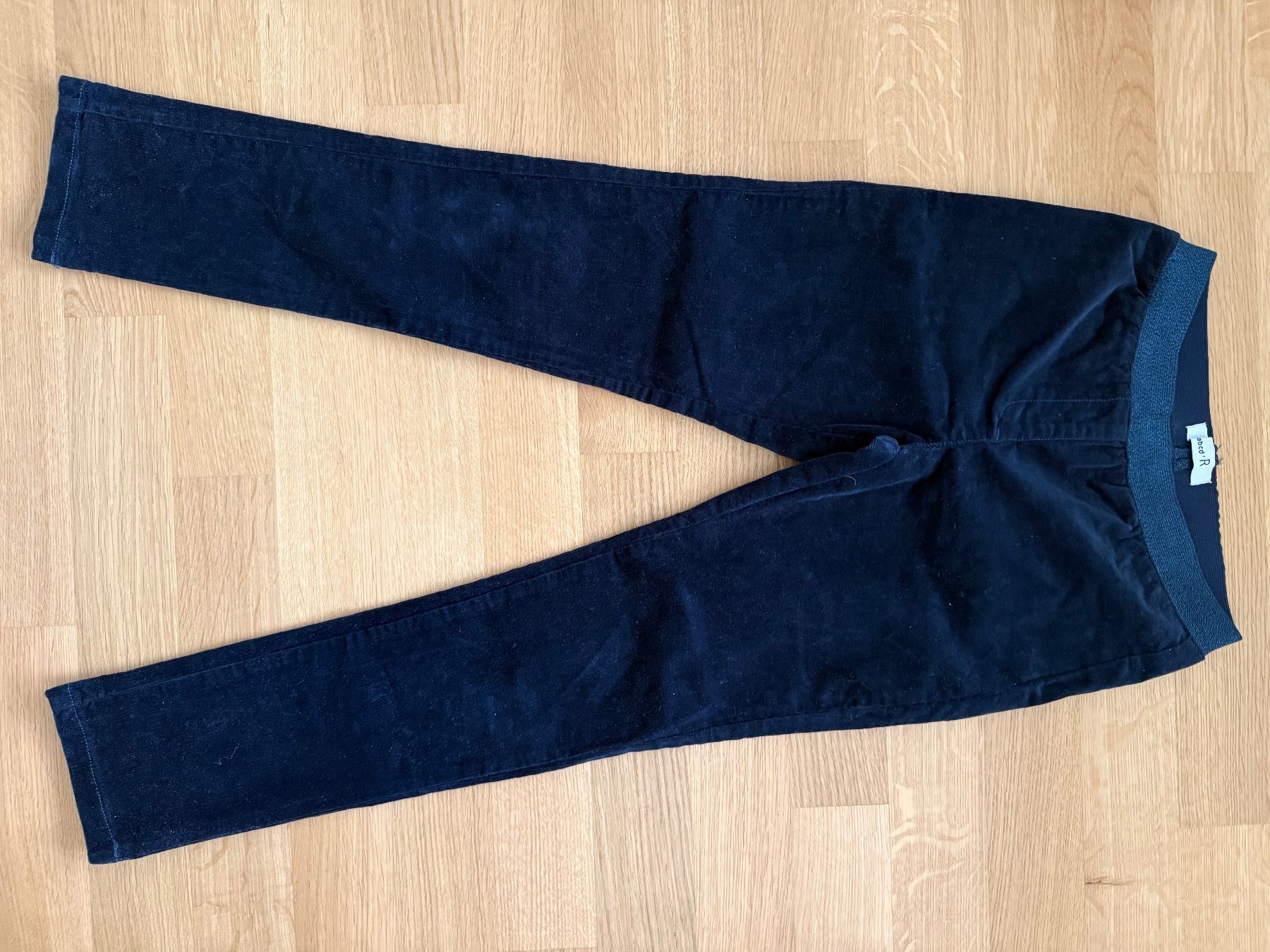 Pantaloni: Festliche Stoffhose, Gr 134 – Usato da Hünibach venduto da rotestandem01
