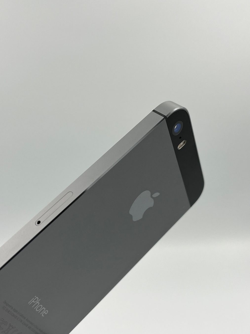 Apple Telefoni cellulari / Smartphones: iPhone 5s 16GB – Usato da Basel venduto da Xani 3