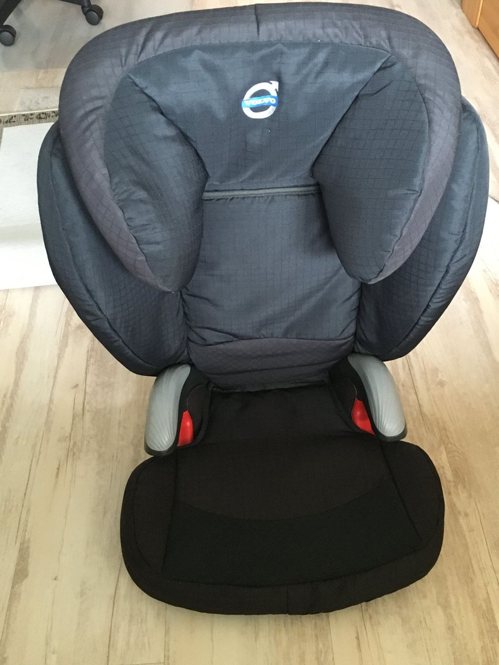 Britax Römer Seggiolini per auto: Kinder-Autositz – Usato da Boniswil venduto da Zephyr750 1