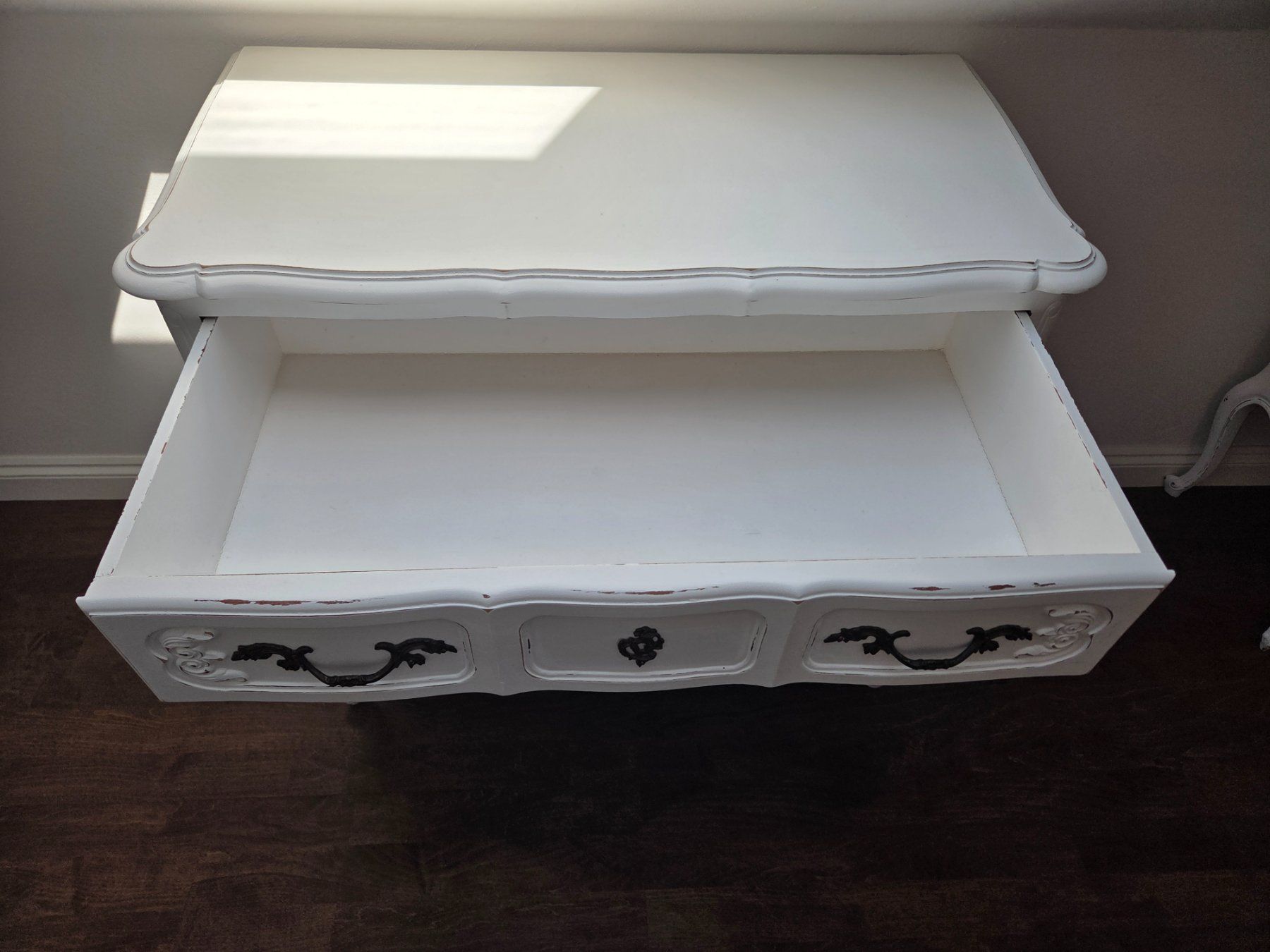 Cassettiere: Weisse Shabby chic Kommode – Usato da Lostorf venduto da Mugi_82 4
