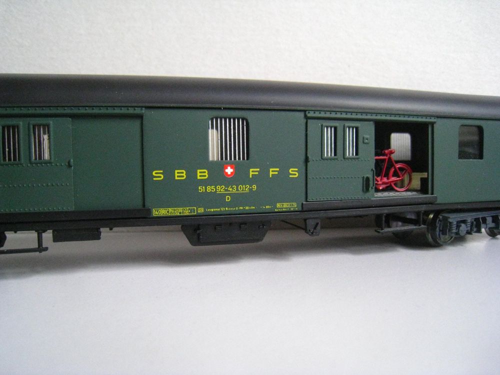 Metropolitan Modelleisenbahnen: Metrop 5 Wagen-Set der SBB, UIC Version, 7110 – Gebraucht aus Buchs ZH von swiss-train 7
