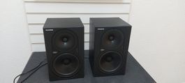 2x Mackie HR 824 Aktiver Monitor