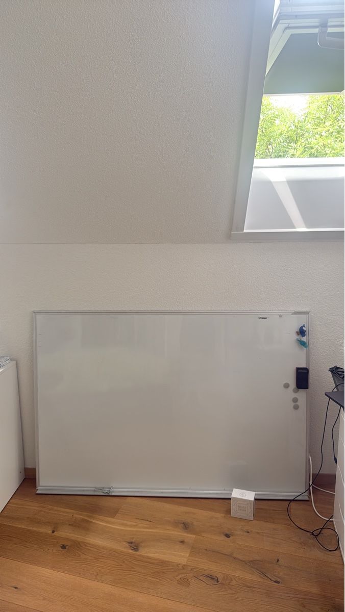 Tableaux: Whiteboard mit Magnetfunktion – D'occasion à Lotzwil par eli_2z5n