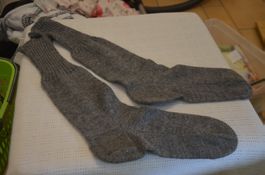 NO 43 - SOCKEN - HANDARBEIT - NEU (AAA-HHH)