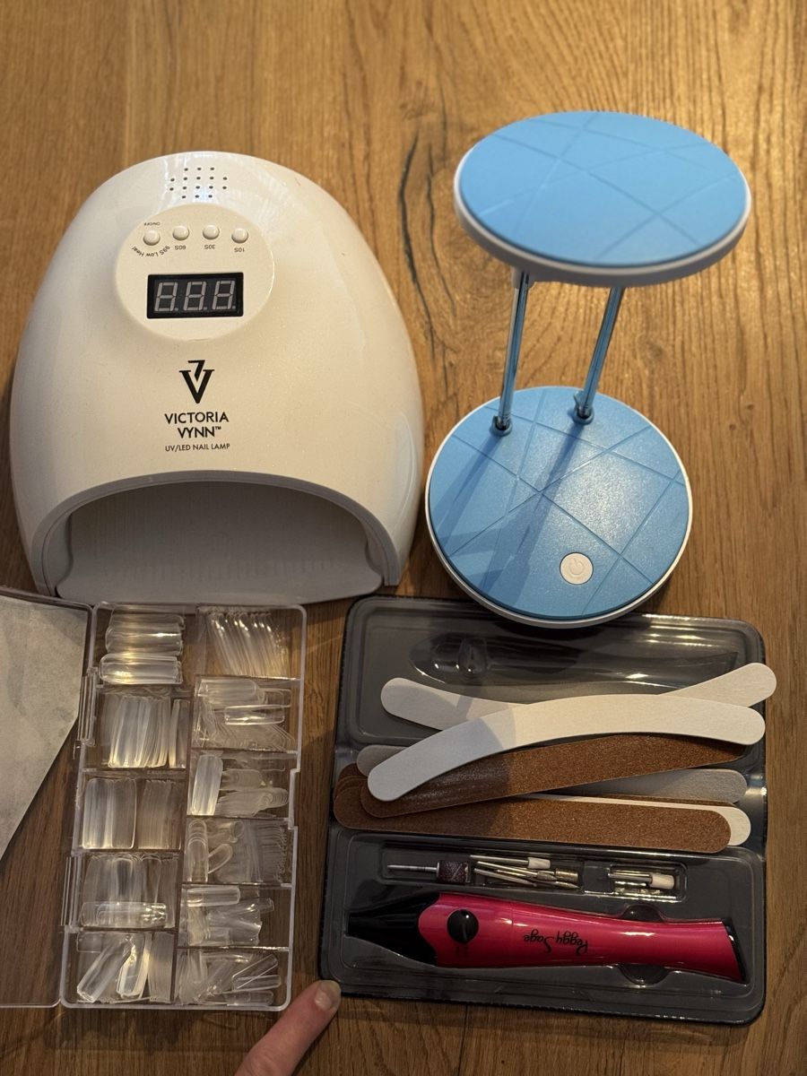 Unghie finte: Nagel Set Victoria Vynn – Usato da Tafers venduto da xhe_wnm6