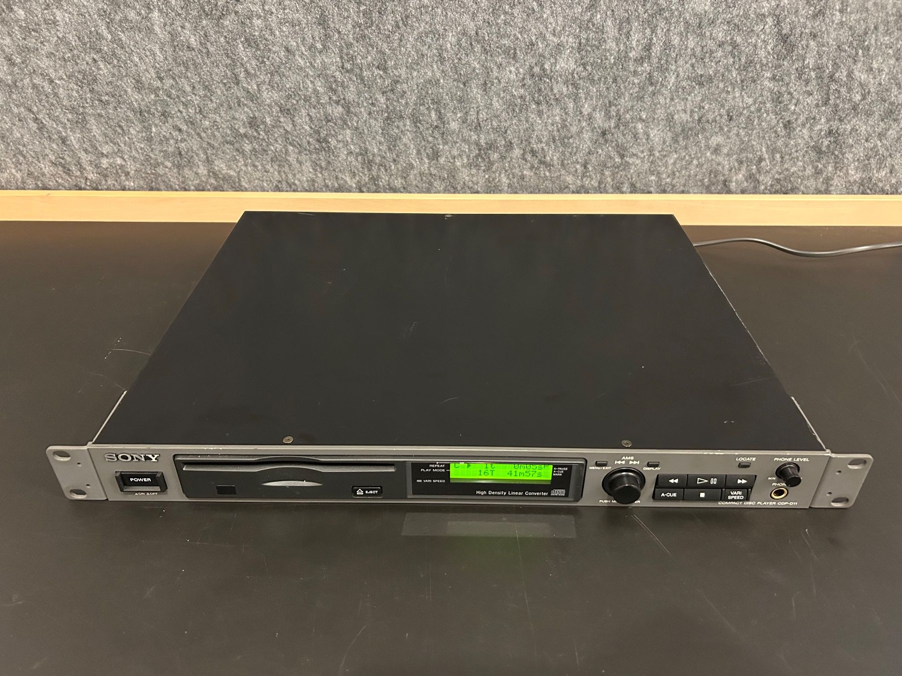 Sony Lettore multimediale & Streamer: CD Player Sony CDP-D11 gebraucht funktionstüchtig – Usato da Zürich venduto da LuZ_8005