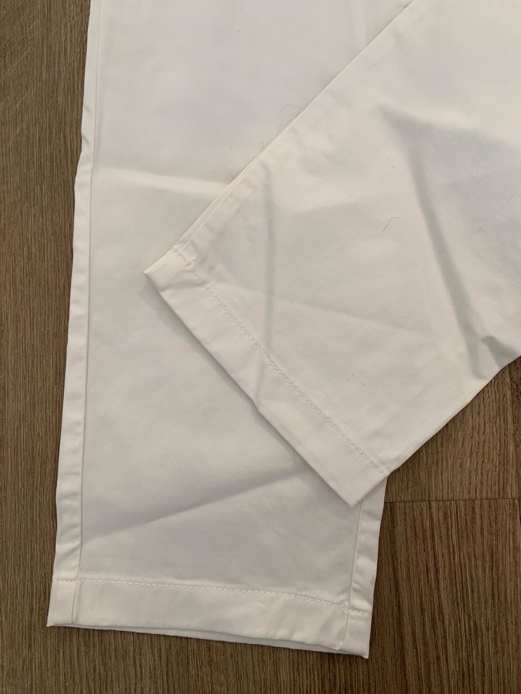 Comma Pantaloni: Comma Stoffhose Hose weiss Gr. L / XL – Usato da Fislisbach venduto da KolibriSecondhand 4