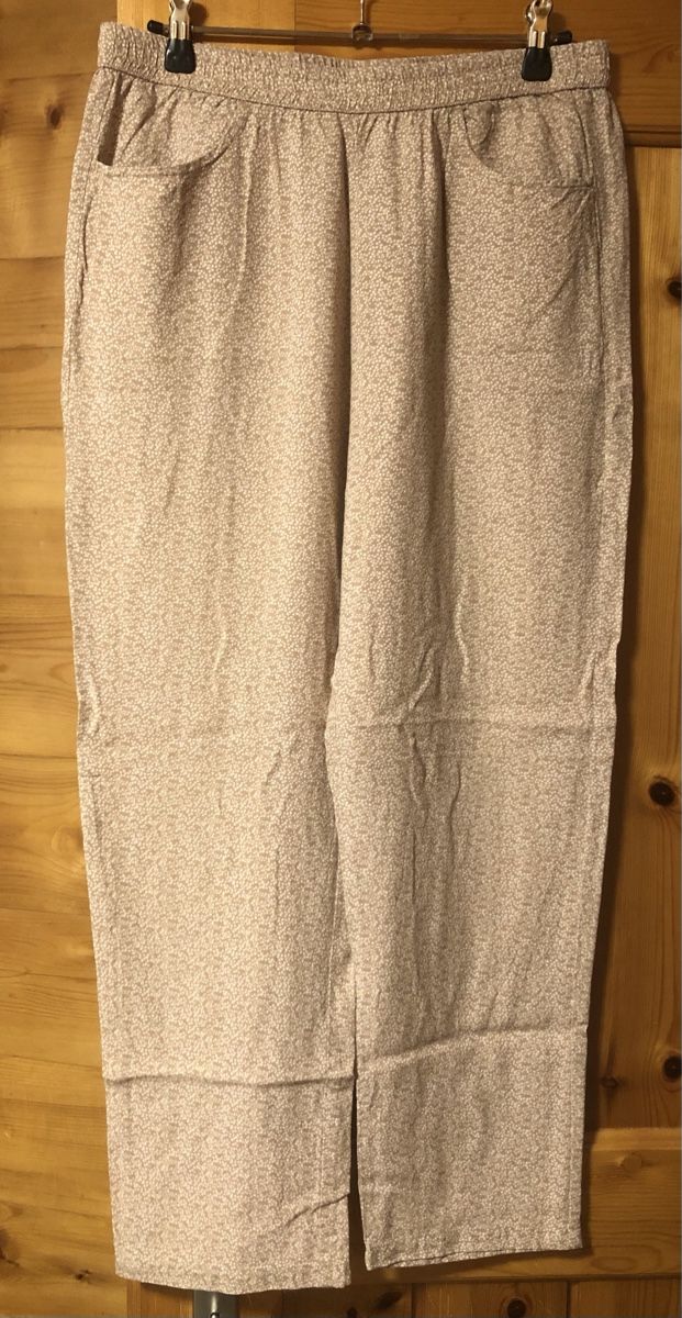 Hosen: SOMMERHOSE, Gr.40, Viscose  – Gebraucht aus Mühlebach (Goms) von chr_q6d8