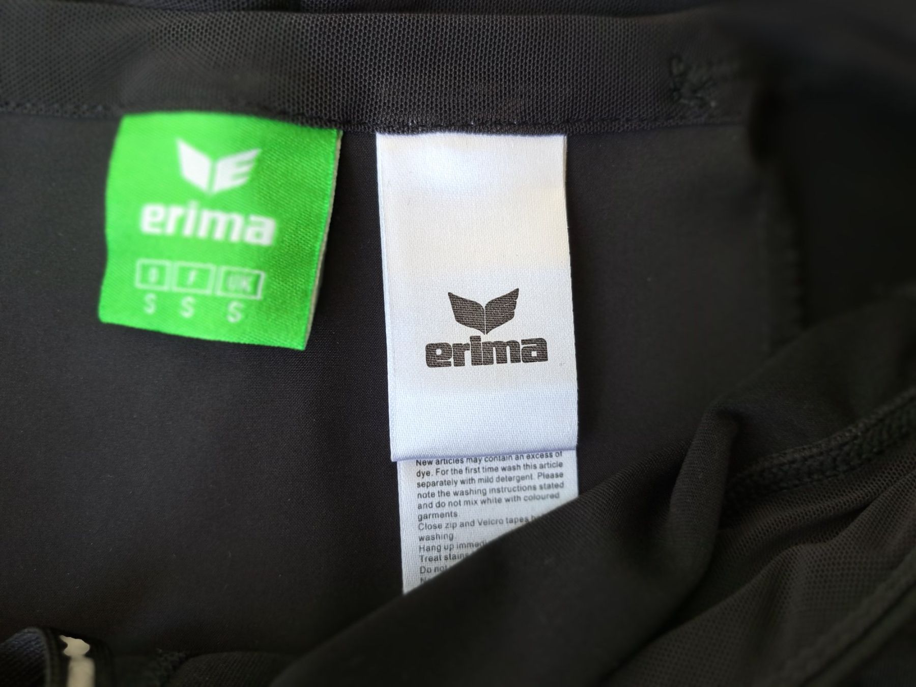 Erima Pantaloni: Officieller Short LV Winterthur – Usato da Dachsen venduto da nomis68 2