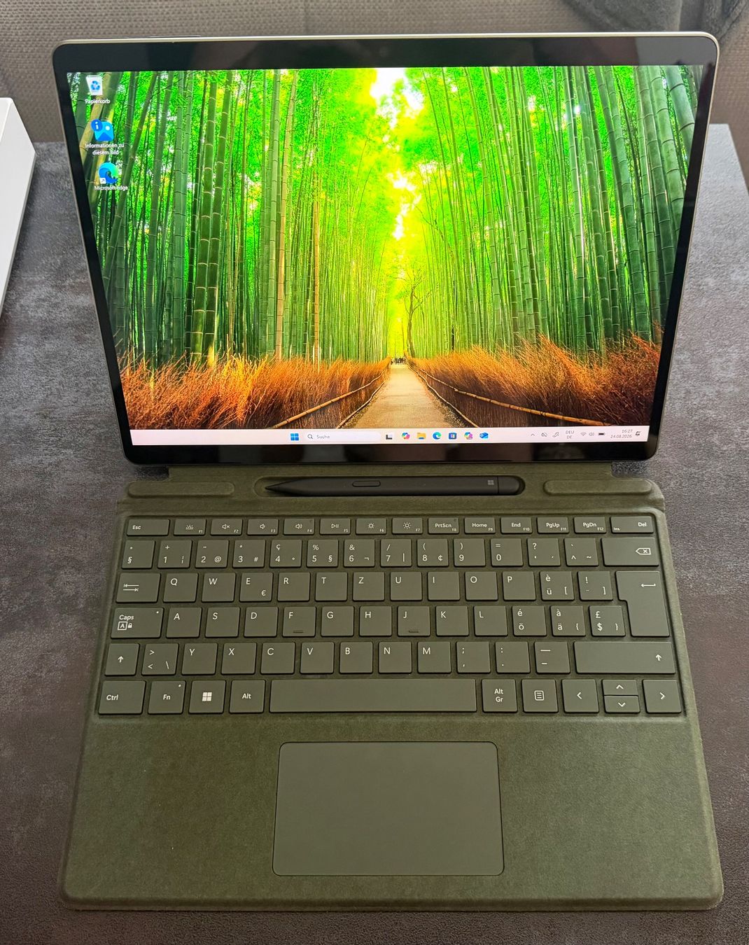 Microsoft Tablet PC: Microsoft Surface Pro 9 / 13'', 256GB, inkl. Sign. Keyboard – Usato da Gränichen venduto da GameBasePC 1