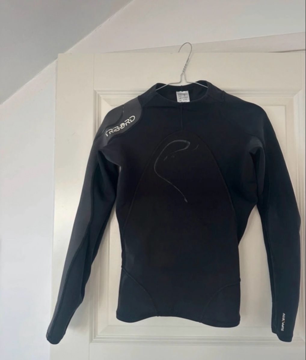 Badekleider & Bikinis: Tribord Neoprene Top Badelycra Schwarz – Gebraucht aus Uster von Monika_OB