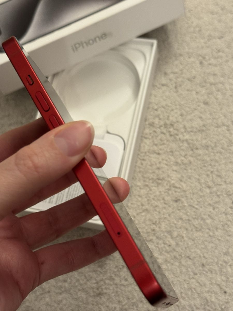 Apple Portables: iPhone 13 Rosso  – D'occasion à Faido par sof_6jgl 4
