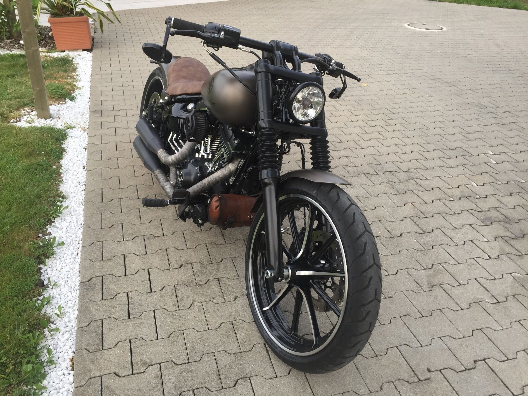 Harley-Davidson Chopper: HARLEY-DAVIDSON FXSB Breakout 103 ABS CUSTOMBIKE – Usato da Andwil SG venduto da ElmAki 8