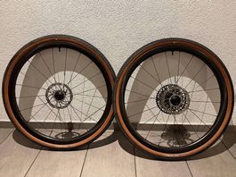 Newmen Advanced G.34 Carbon Laufradsatz Gravel inkl. Pneu