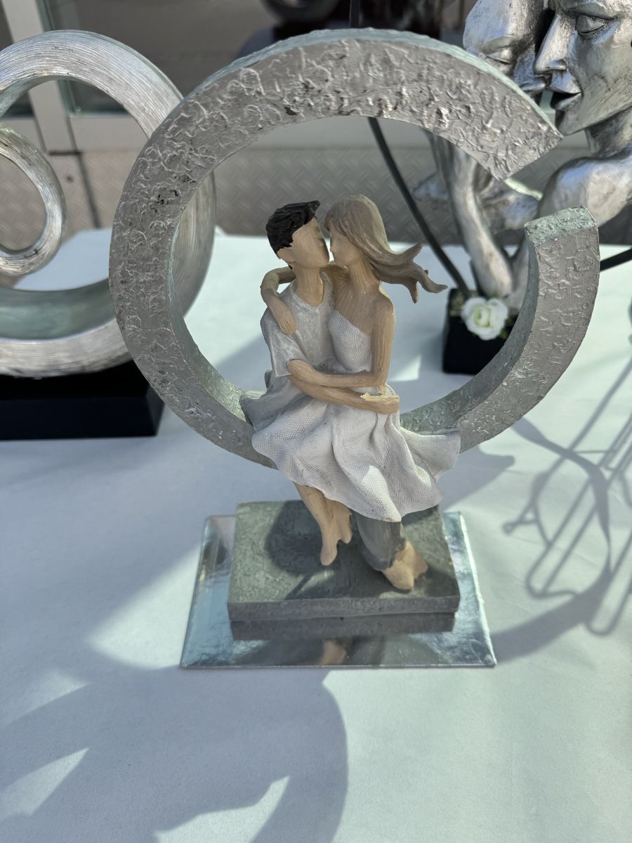 Statuette: Deko Skulptur – Nuovo (secondo la descrizione) da Itingen venduto da miriampetrucci