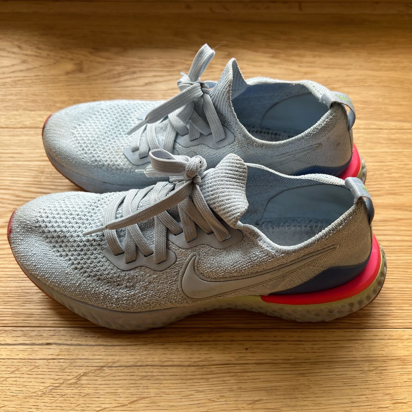 Nike Damenschuhe: 【Nike Epic React Flyknit 2】Schuhe shoes chaussures – Gebraucht aus Basel von Harper.G 5