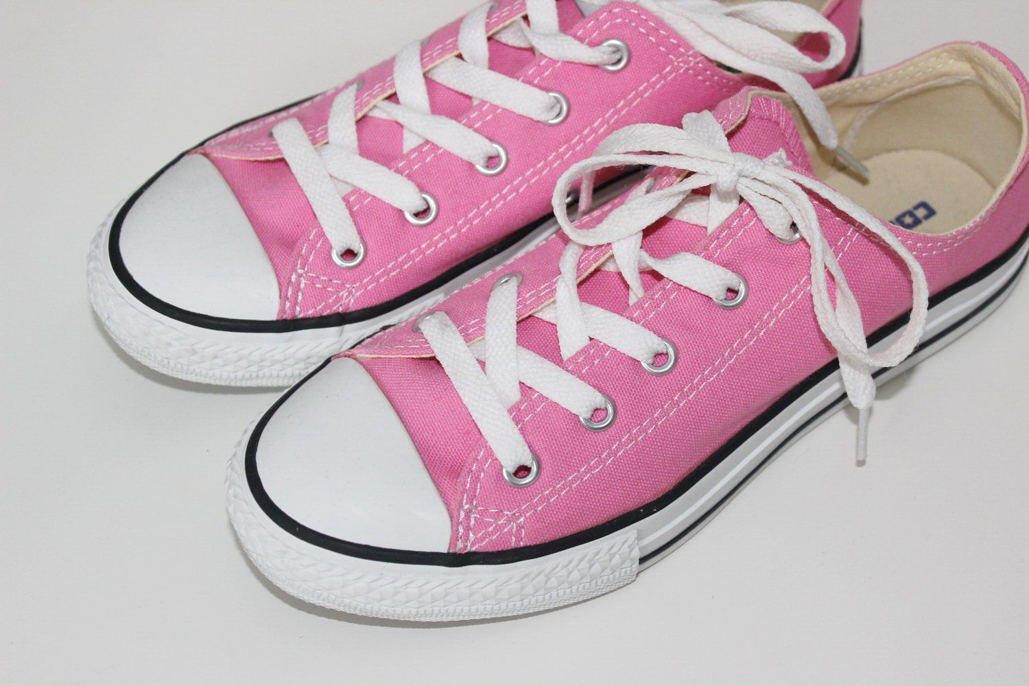 Converse Scarpe per ragazzi: Orig. Converse Sneakers Gr. 35 – Nuovo (secondo la descrizione) da Luzern venduto da Feliz 4