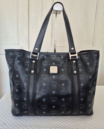 MCM Shopper Size M