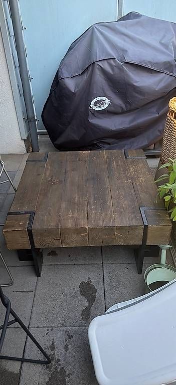 Tables: Couchtisch aus Holz  – D'occasion à Glattbrugg par mischkina78