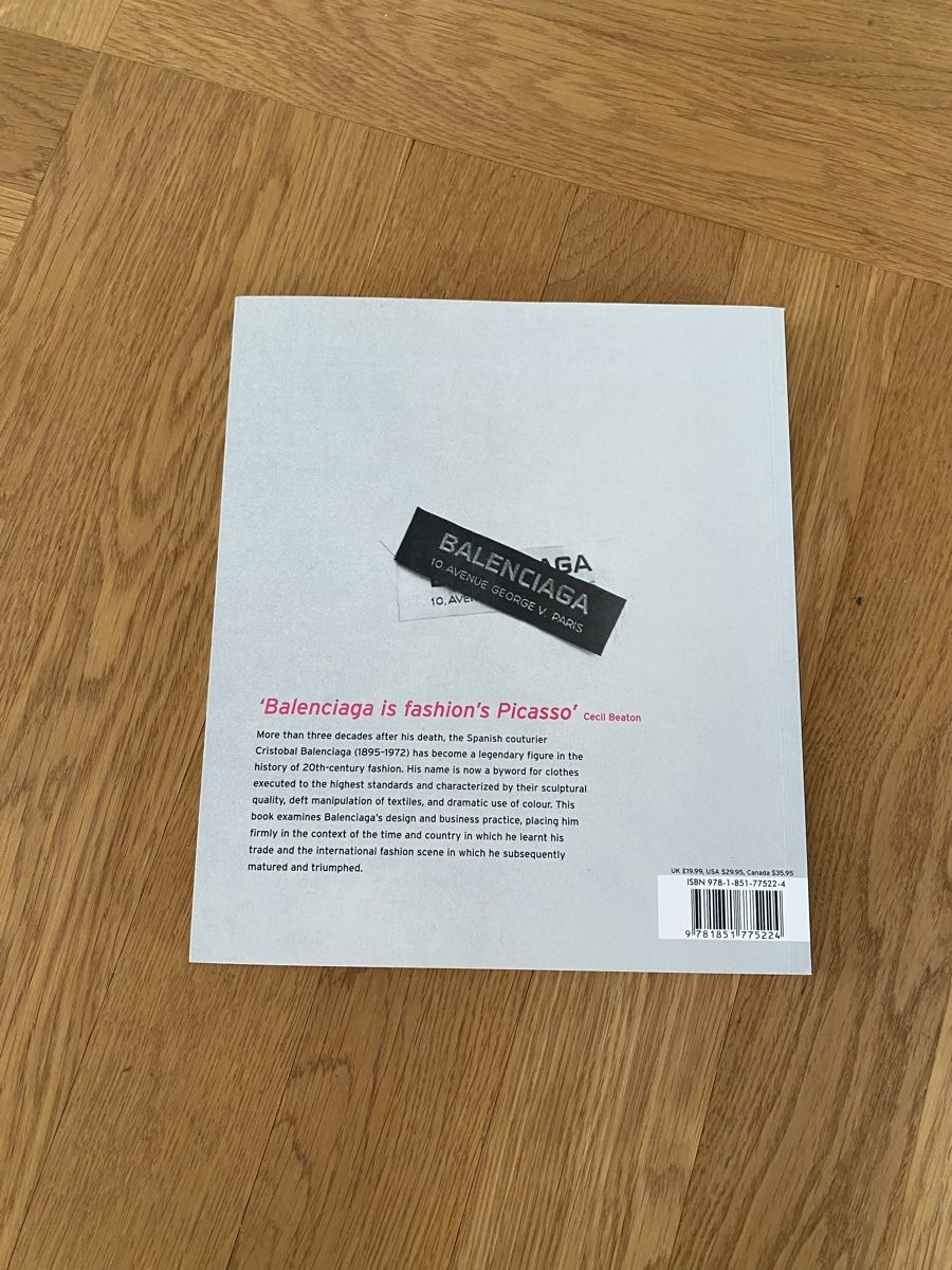 Libri: Balenciaga Coffee Table Book – Usato da Zürich venduto da blancali 2
