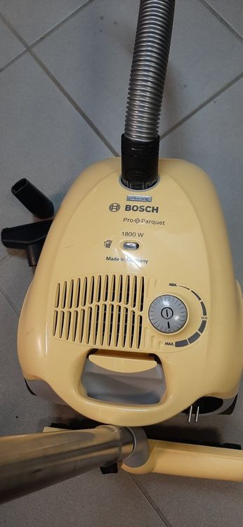 PakTrade 20 Sacchetti per Aspirapolvere + 2 Filtri per Bosch PRO PARQUET 1800W - BSA2822CH/05