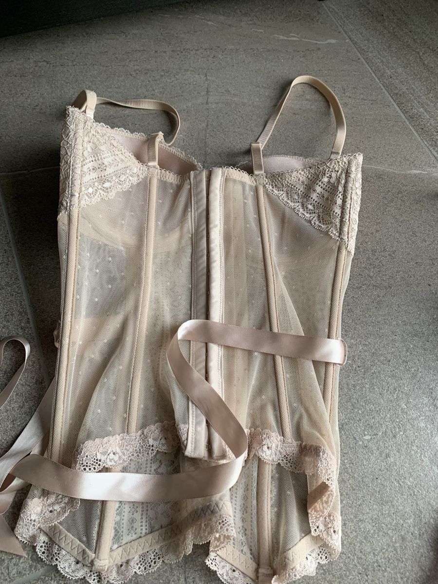 Altra biancheria intima: 3 er Set Spitzen- Corsage & Body Gr. 80C – Usato da Bühler venduto da Princess2016 3