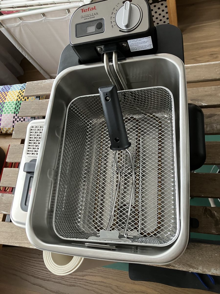Tefal Appareils de cuisine: Fritteuse  – D'occasion à Mörschwil par hae_sjg2 1