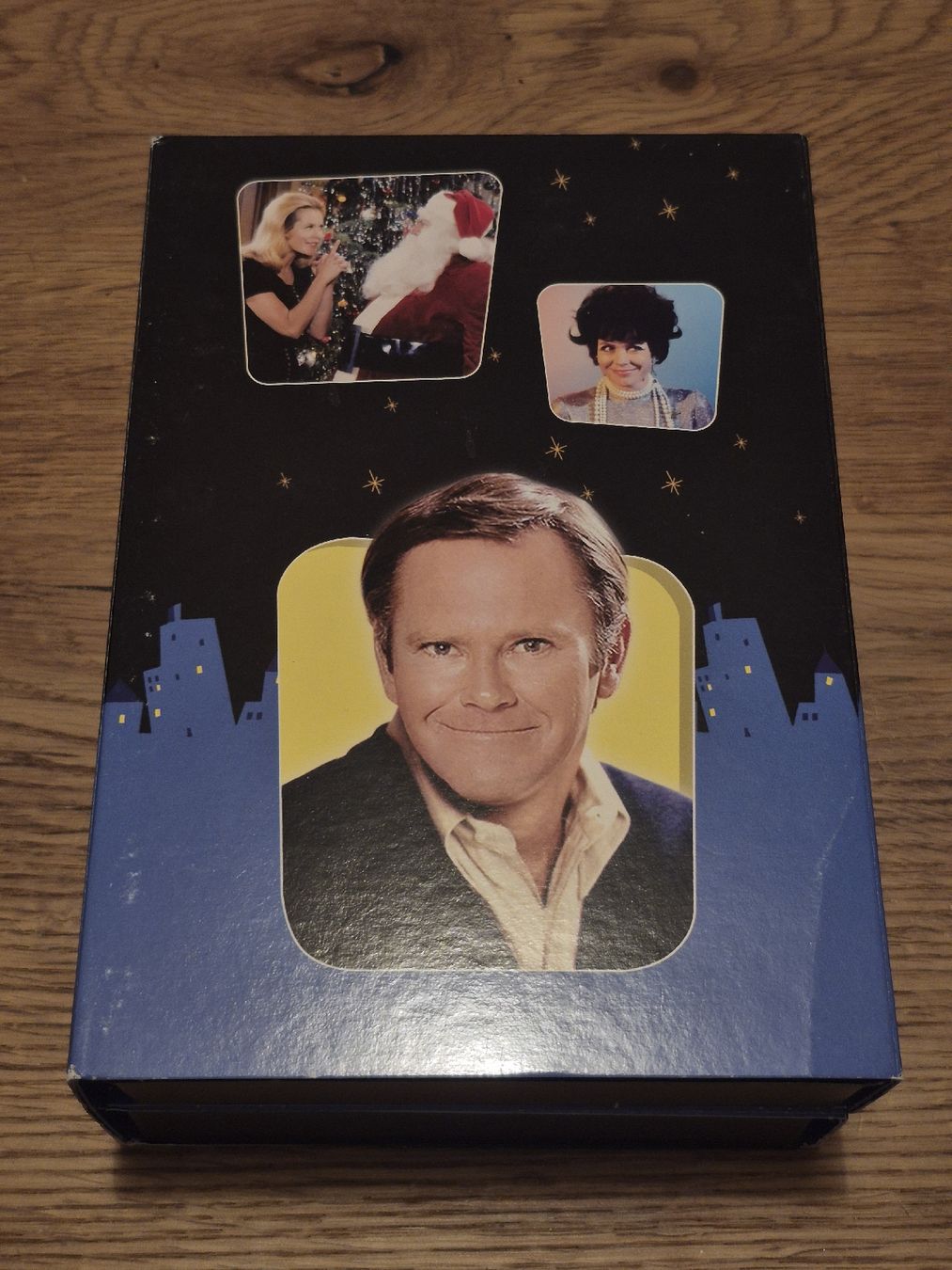 Alle DVDs: Bewitched - The Complete Series - Elizabeth Montgomery Code1 – Gebraucht aus Oberembrach von giu_7ksd 4