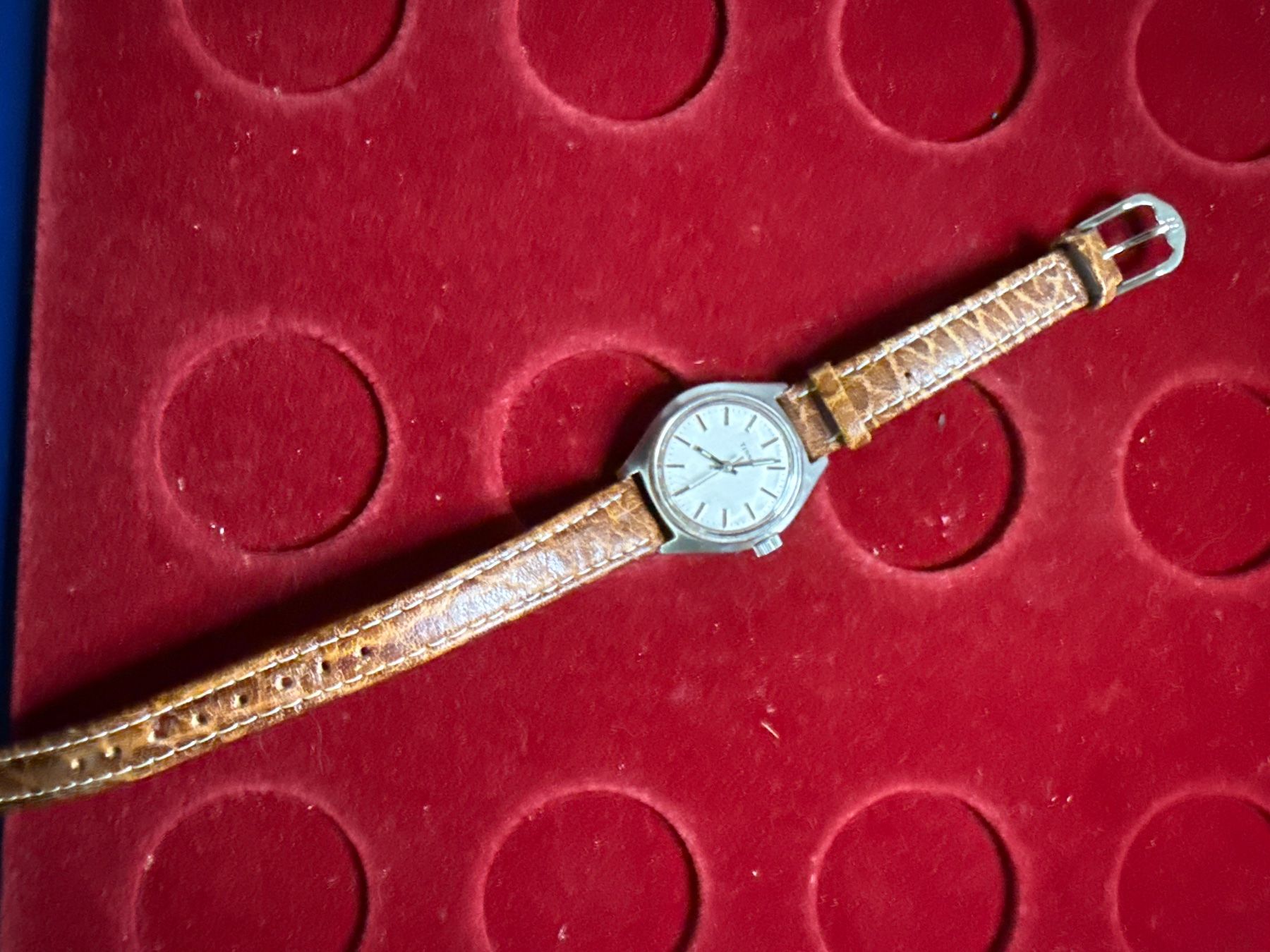 Tissot Uhren: Tissot Handaufzug 27 mm – Gebraucht aus Pfeffingen von Allhandelklgwatches 2
