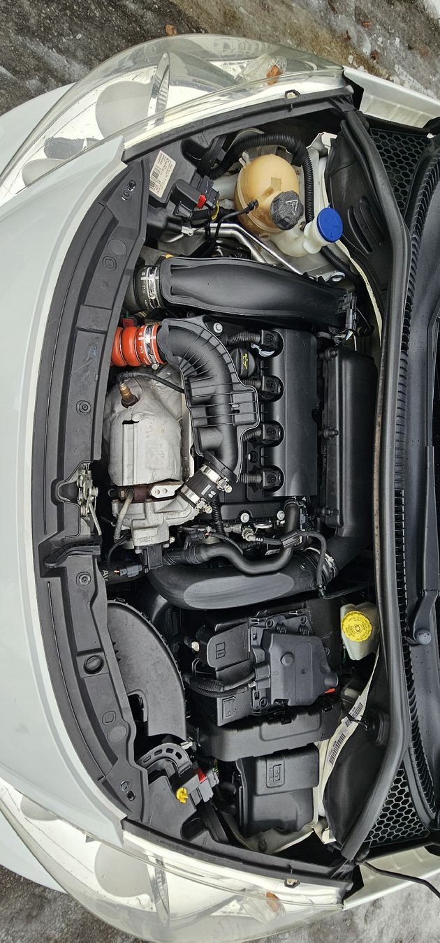 Peugeot Automobili: Peugeot 207 CC 1.6 Turbo – Usato da Altstätten SG venduto da ELLVA 9