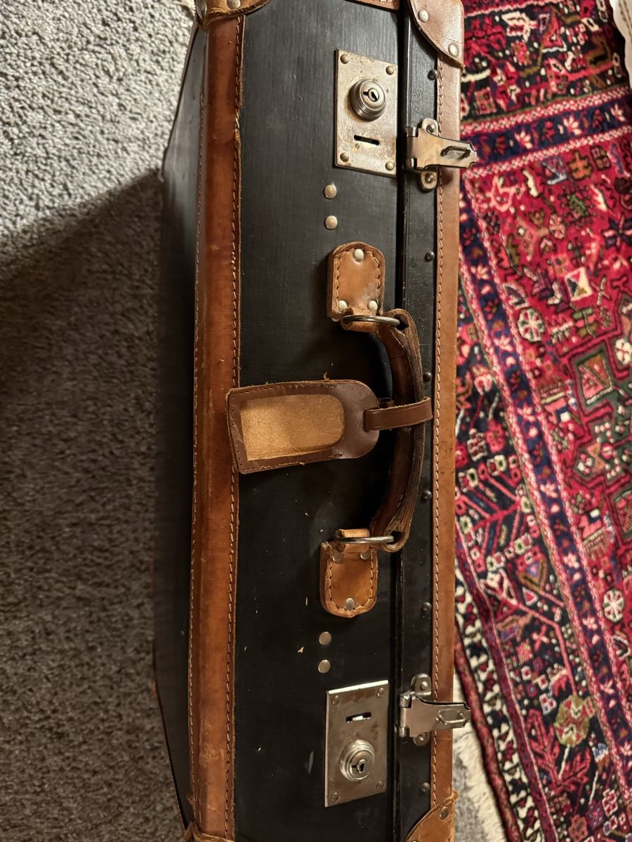 Valigie: Vintage Koffer, ideal als Deko oder Theater-Requisite – Usato da Le Sentier venduto da flo_dcg6 2