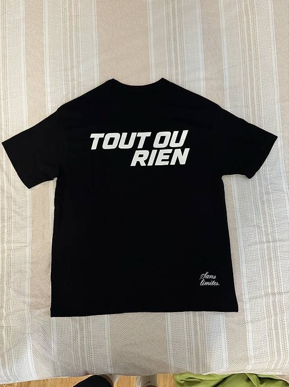 T-shirt: OVERSIZED T-SHIRT GRÖSSE S – Nuovo e nell'imballaggio originale da Zürich venduto da joe_9lm9 2
