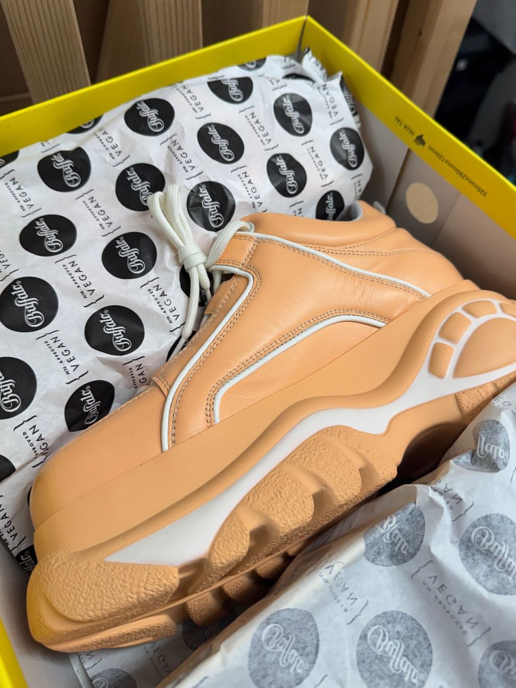 Buffalo Scarpe da uomo: Orange Buffalo Platform Sneaker Grösse 41 – Usato da Kriens venduto da SleepyFool 2