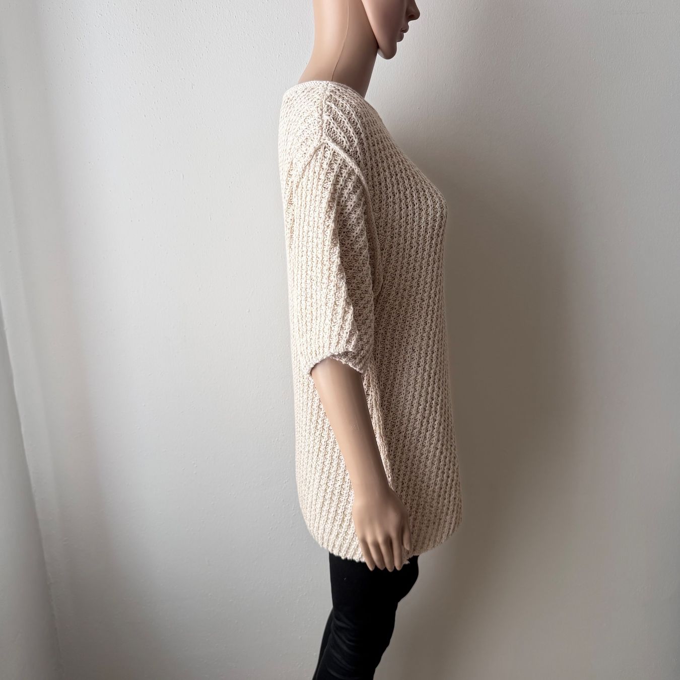 H&M T-shirt: strukturiertes, kurzärmliges Strickshirt | Silk Blend Shirt – Usato da Zürich venduto da ClosetQueen 5