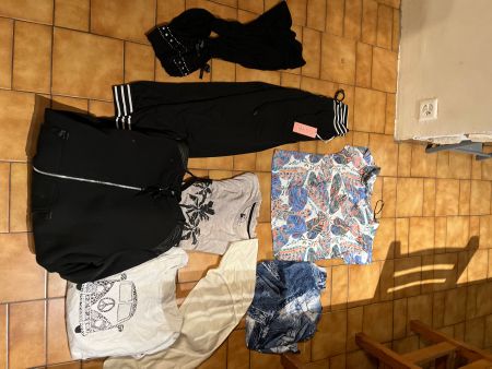 Lot 8 habits Taille m maman
