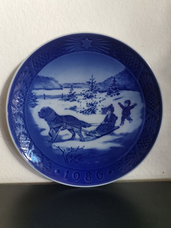 Service Assiettes De Noël 18 Pièces Pour 6 Personnes - Porcelaine Blanche Décor Cannes Et Chevreuils - Lave-vaisselle Et Micro-ondes - 3