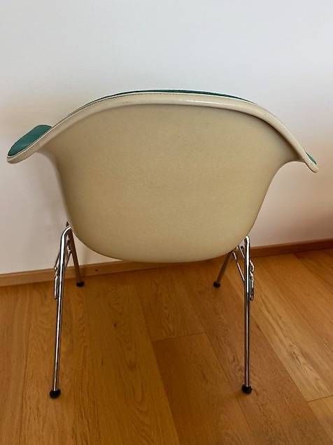 Vitra Sedie: Vitra Eames chair, Fiberglas, – Usato da Reinach BL venduto da high-speed 2
