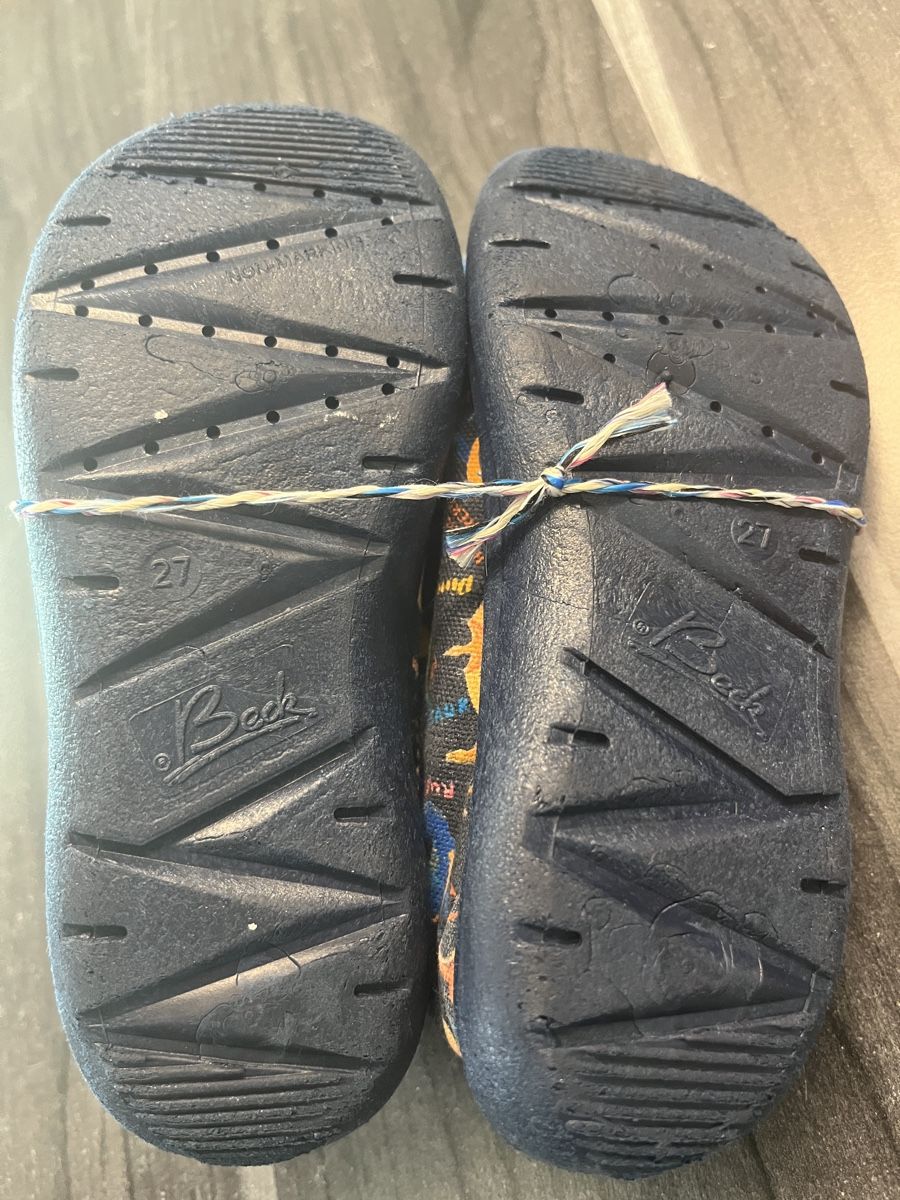 Schuhe für Jungen: Hauschuhe Kinder Grösse 27 – Gebraucht aus Unterkulm von Swissbmwdriver 2