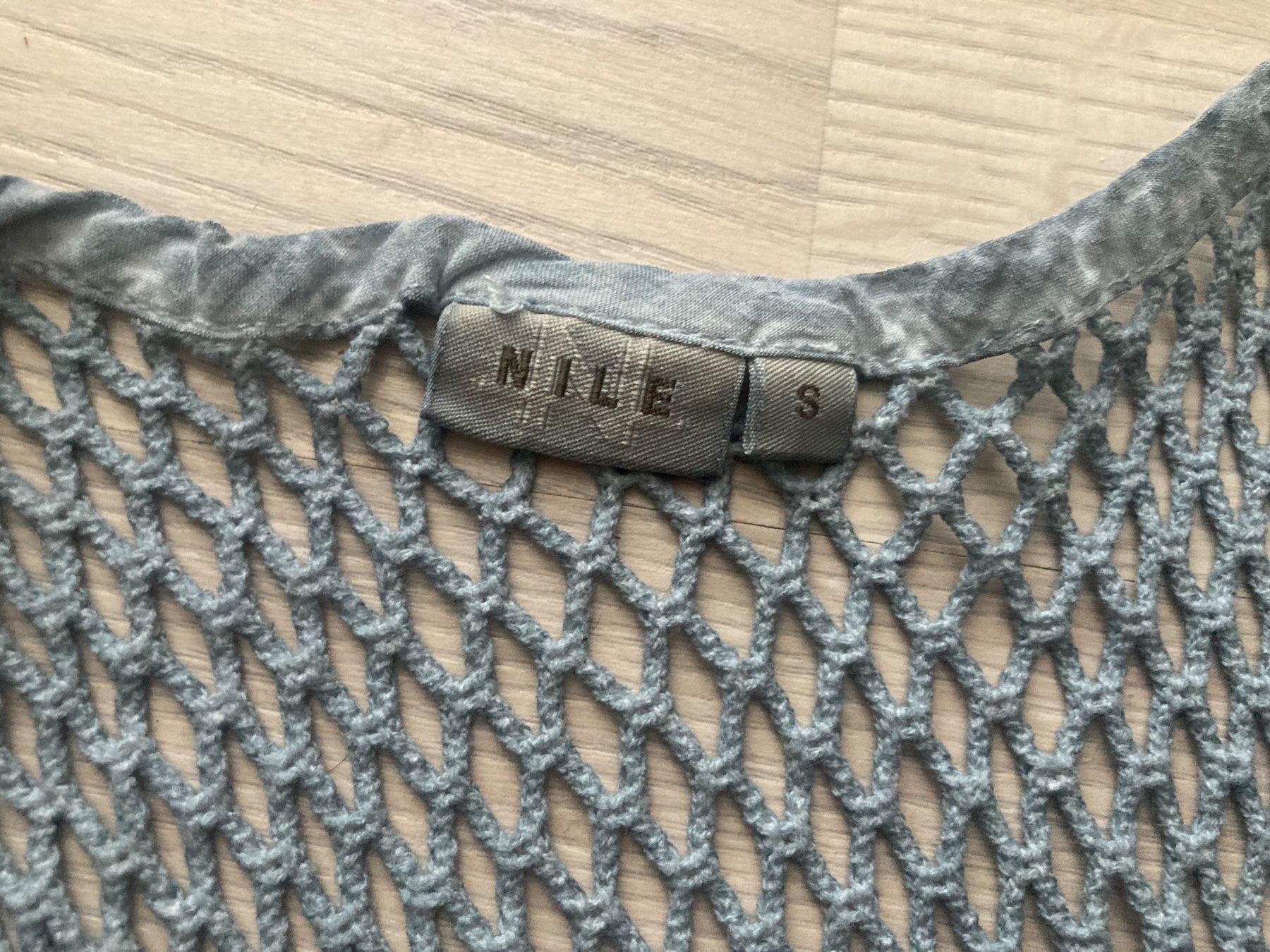 Nile Tops: NILE LONGTOP – D'occasion à Aarwangen par jbl_y8z7 2