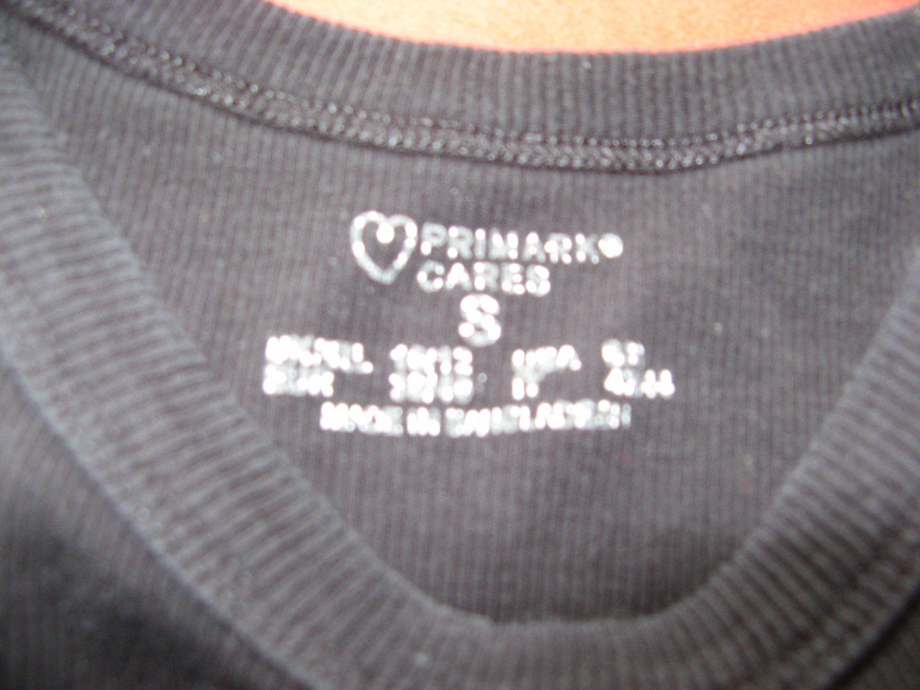 Primark Tops: kurzes, schwarzes Top Gr. S Primark Cares – Gebraucht aus Zürich von apil 2