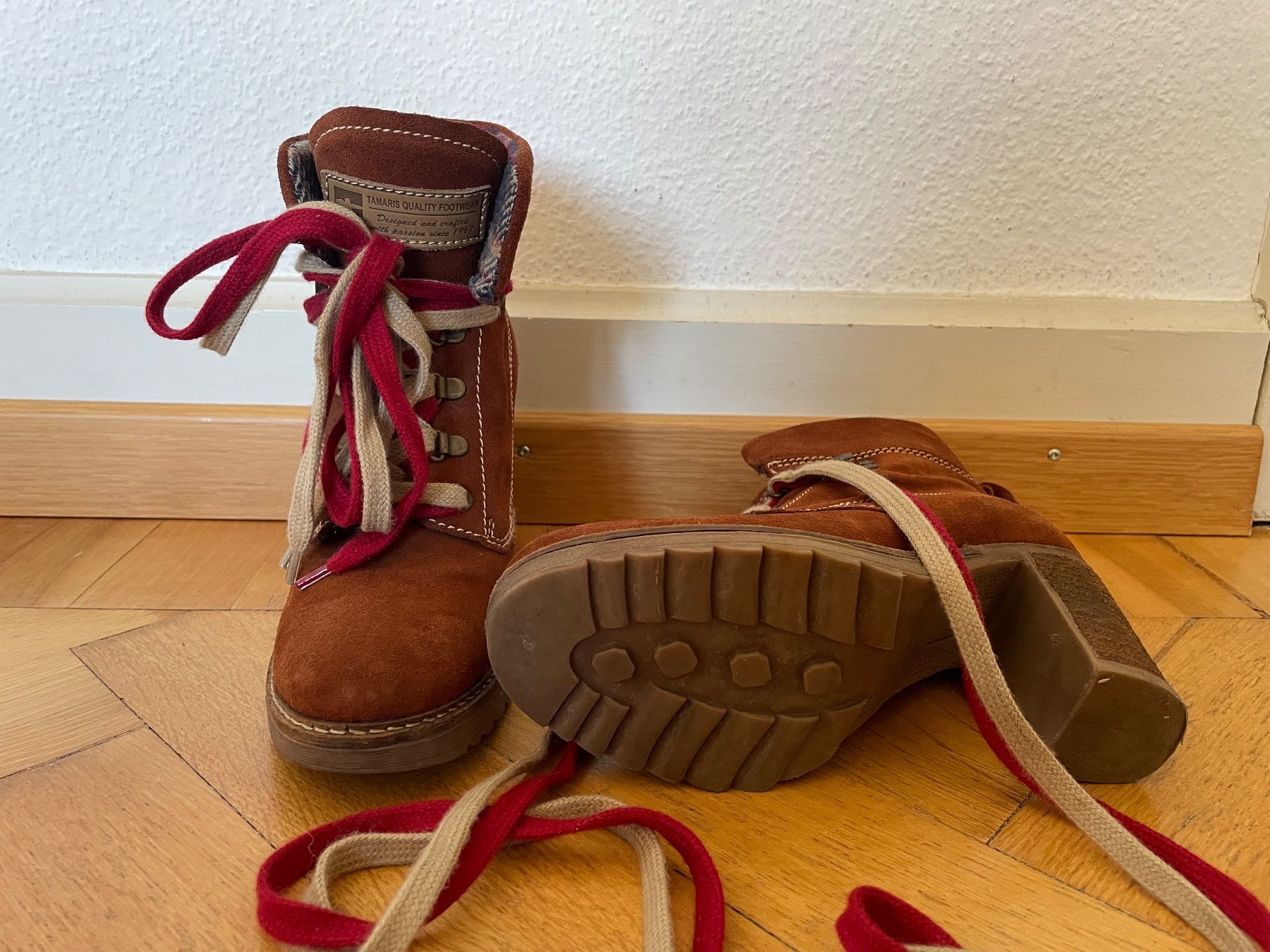 Tamaris Scarpe da donna: Stiefeletten von Tamaris – Usato da Zürich venduto da maikelisa 3
