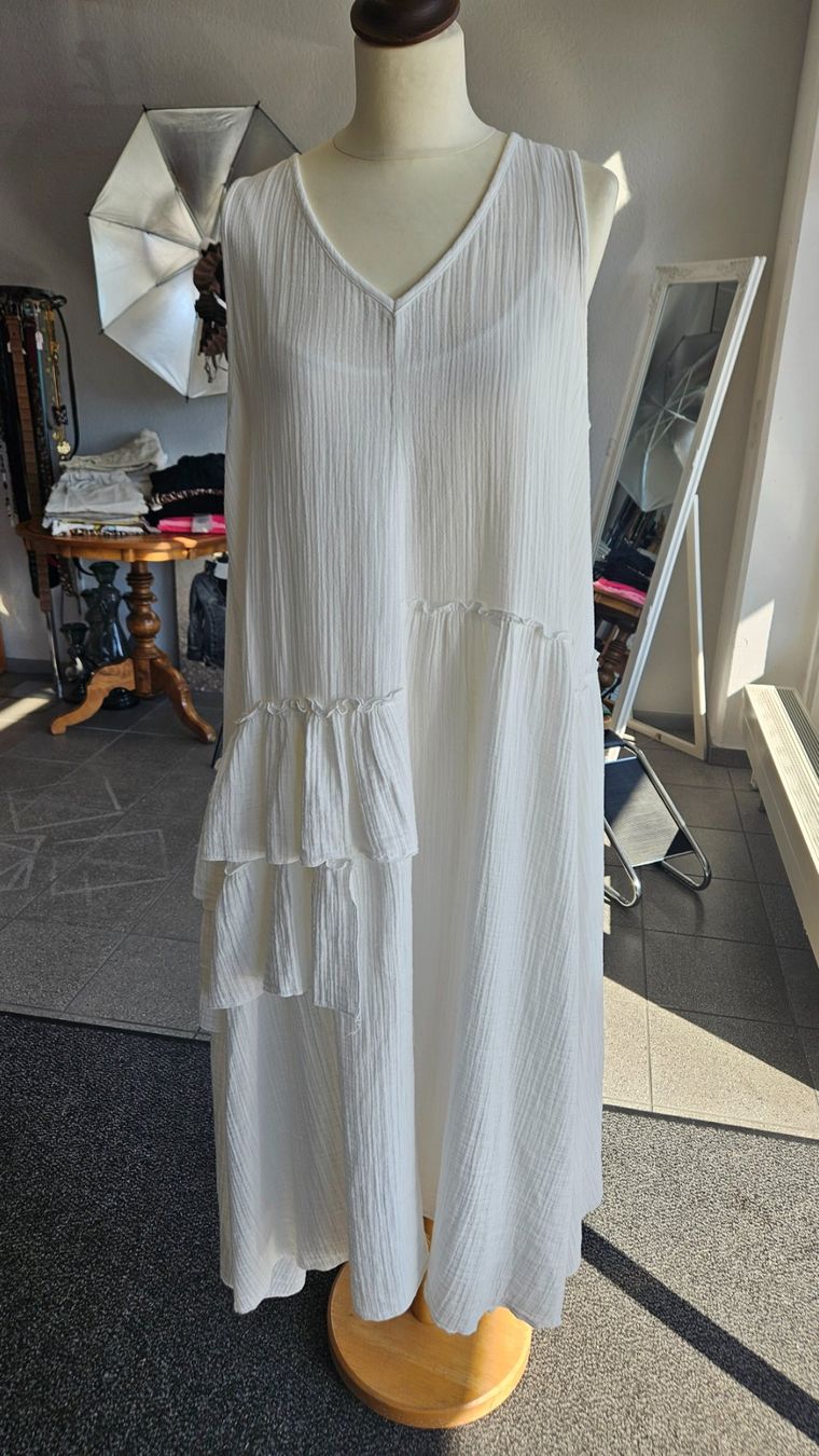 Luukaa Vestiti: Sommerkleid Luukaa – Nuovo (secondo la descrizione) da Boniswil venduto da insideBoutique