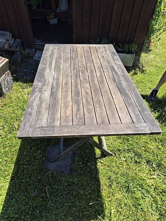 Tische: Gartentisch  – Gebraucht aus Lindau von Meteno1990 1
